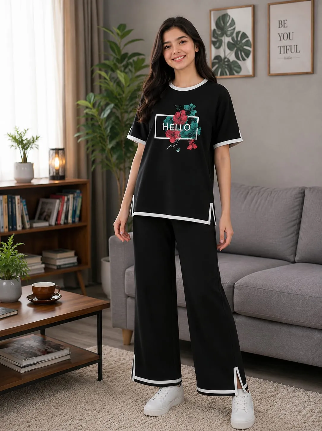 Ladies Half Sleeve T-Shirt & Pant Set