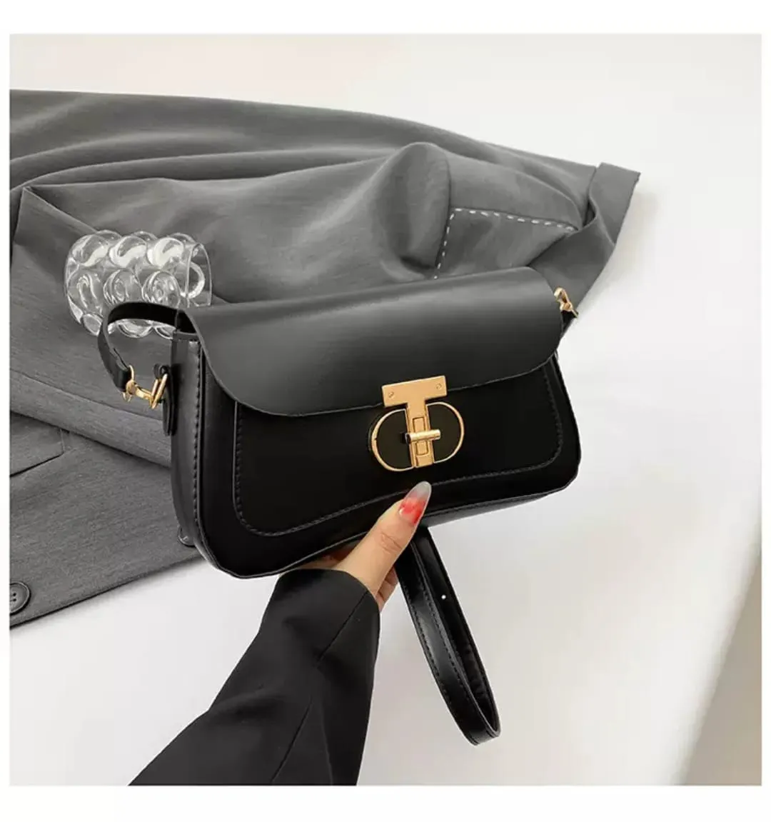 Woman fashion purse